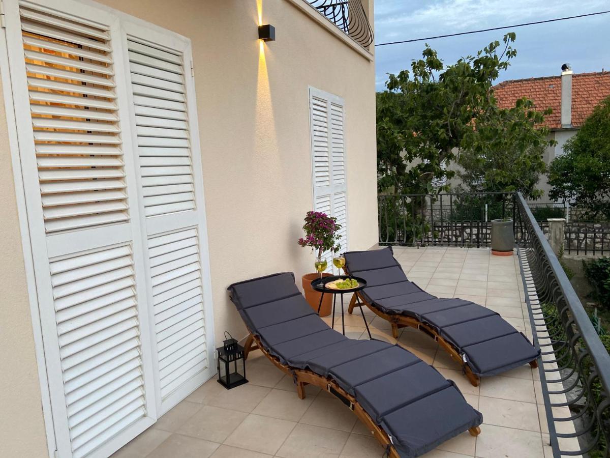 Apartman Noni Biograd Na Moru Exterior photo